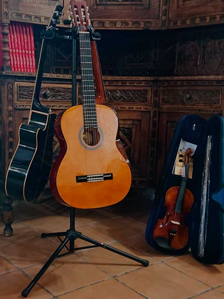 Albergue Sansol - El oasis del camino francés - Un lugar paradisíaco donde parar a descansar